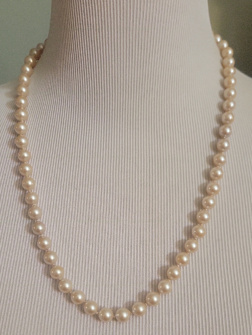 Vintage Monet 22" Simulated Pearl Necklace - Picture 1 of 4